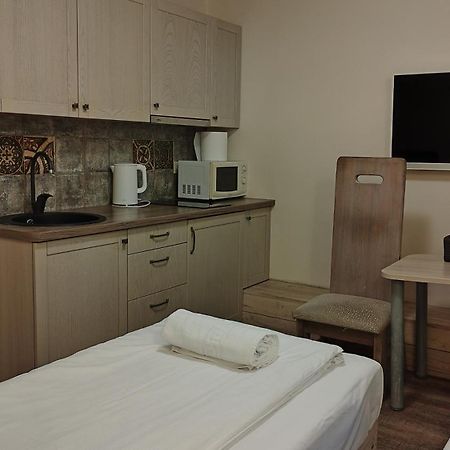 Kubu Ground Floor Rooms ไคลเพดา ภายนอก รูปภาพ