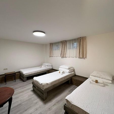 Kubu Ground Floor Rooms ไคลเพดา ภายนอก รูปภาพ